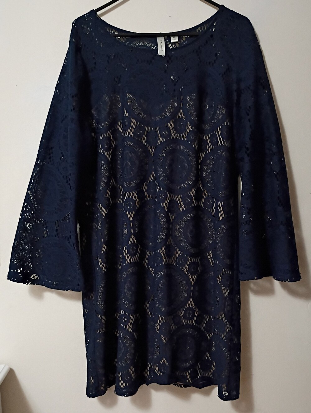 Tacera Navy Lace Bell-Sleeve Shift Dress